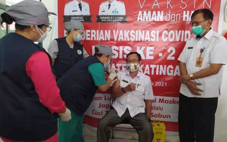 Bupati Katingan Imbau Warganya Tidak Takut Divaksin Covid-19