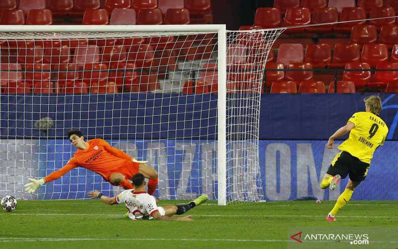 Dua Gol Haaland Antar Dortmund Pecundangi Sevilla
