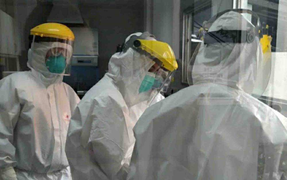 Optimalkan Pelayanan, Petugas Laboratorium RSUD Kapuas Dilatih Dalami Pemeriksaan PCR