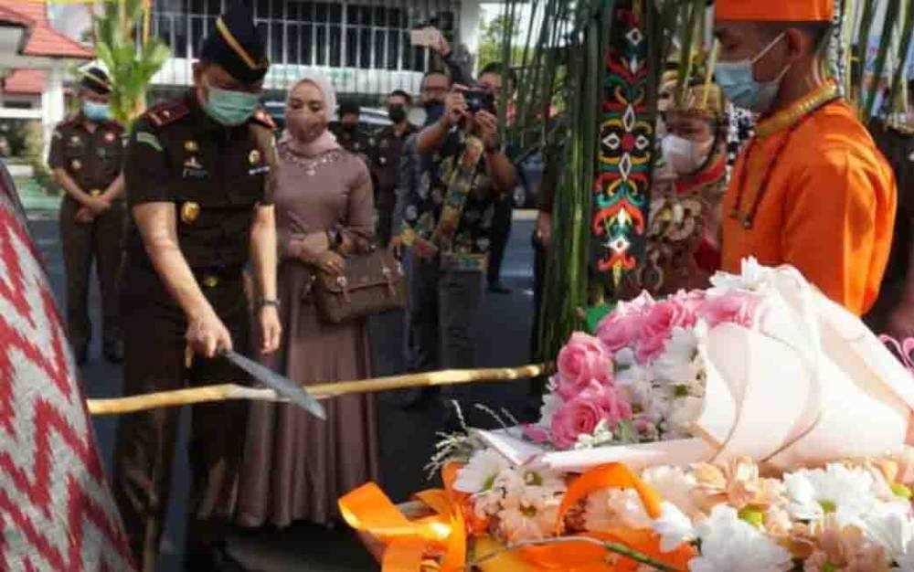 Kejati Kalteng Resmi Dijabat Iman Wijaya