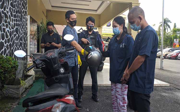 Polisi Temukan KTP dan Dompet di Barak Pasangan Nikah Siri Pelaku Pencurian
