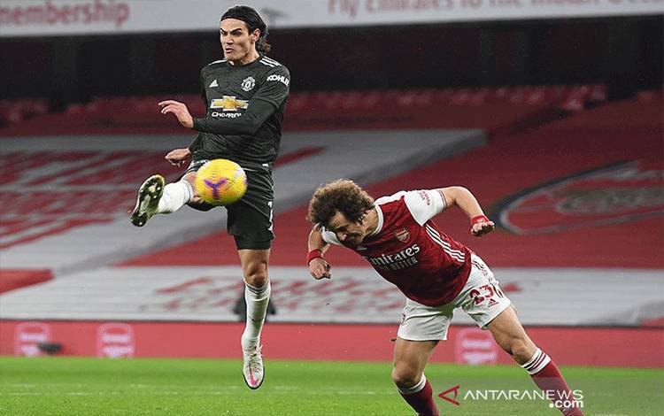 Solskjaer Tidak Terkejut dengan Kesuksesan Cavani di Musim Perdananya
