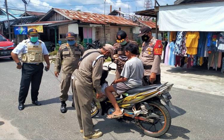 Masih Banyak Ditemukan Warga di Katingan Abaikan Protokol Kesehatan