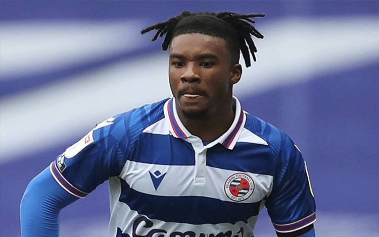 Bayern Munchen Resmi Dapat Bek Muda Inggris dari Reading
