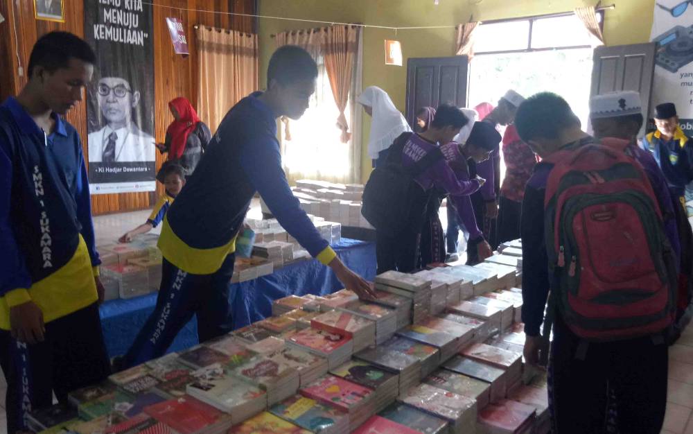Bupati Sukamara: Minat Baca Masyarakat Masih Kurang
