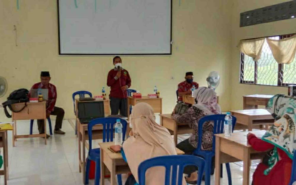 Kemenag Kapuas Sosialisasikan Juknis Ujian Sekolah PAI Tingkat SMA