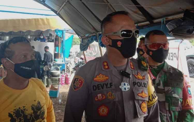 Polres Kotawaringin Barat Cek Lokasi Karhutla untuk Pastikan Api Padam