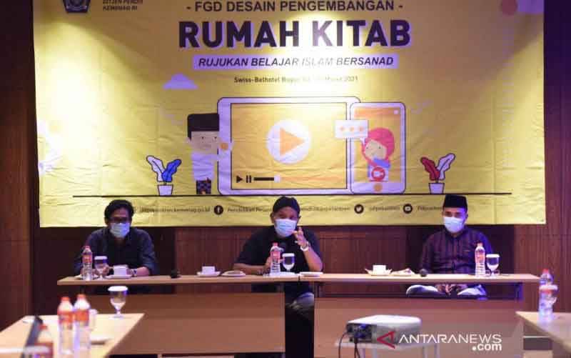 Kemenag Kembangkan Platform Digital Kitab Kuning