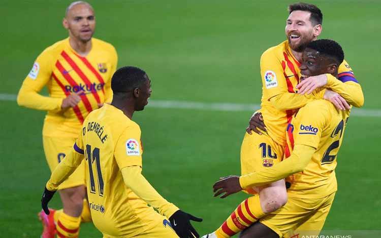 Menang di Kandang Osasuna, Barcelona Terus Tempel Atletico