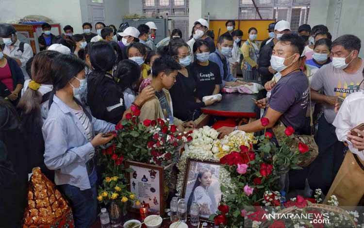 Pasukan Myanmar Lakukan Penggerebekan Malam