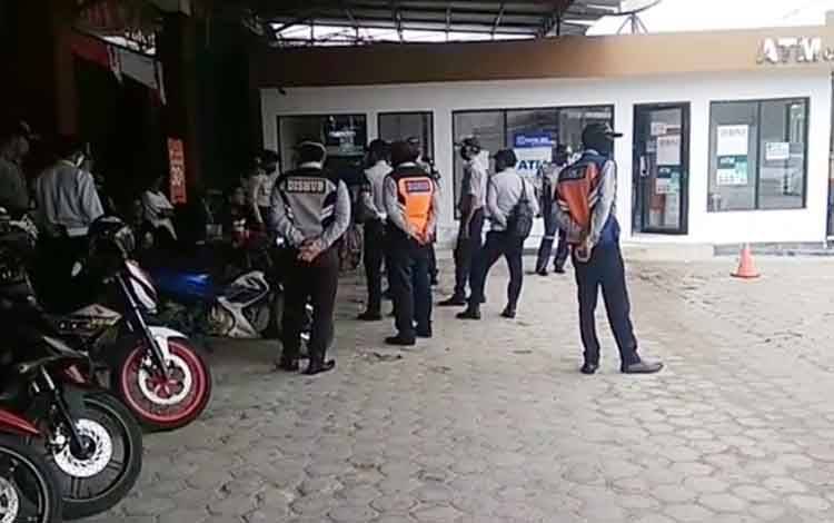 Tidak Perlu Bayar Parkir saat Transaksi di ATM Wilayah Palangka Raya
