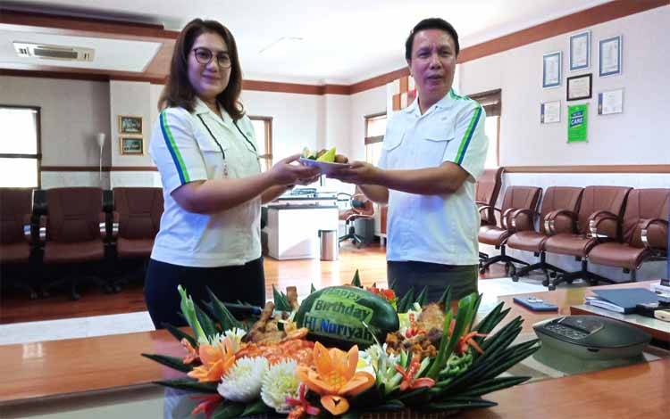HUT ke 58 Hj Nuriyah, Pimpinan CBI Group Ucapkan Selamat Ulang Tahun