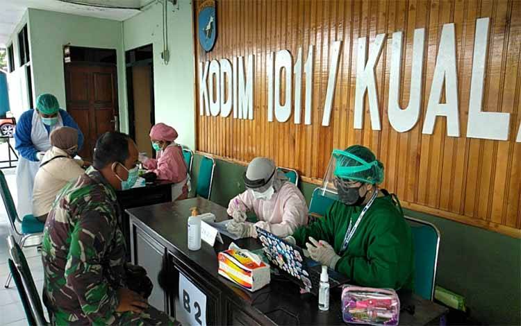 Personel Kodim Kuala Kapuas Mulai Divaksin Covid-19