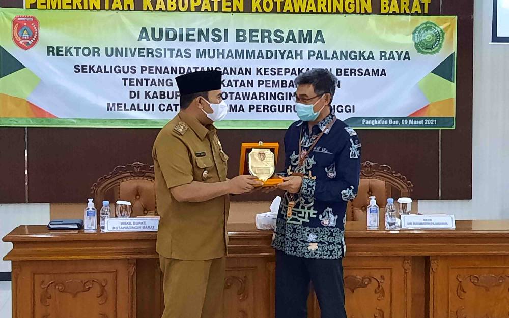 Pemkab Kobar Sambut Baik MoU Catur Dharma Perguruan Tinggi UM Palangka Raya