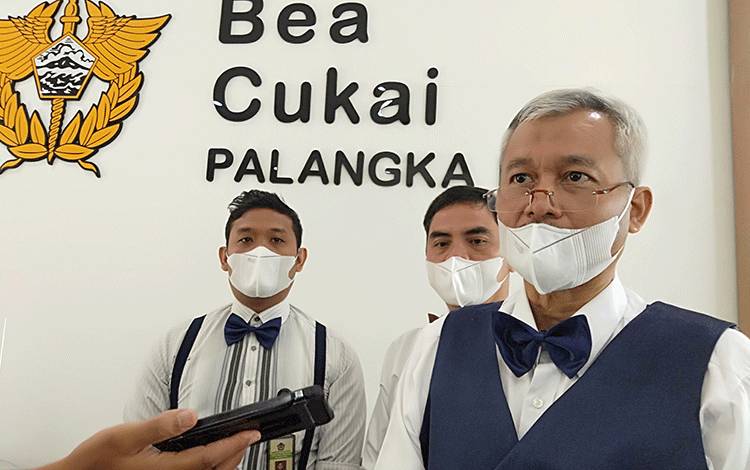 Bea Cukai Palangka Raya Beri Penghargaan Pengguna Jasa?