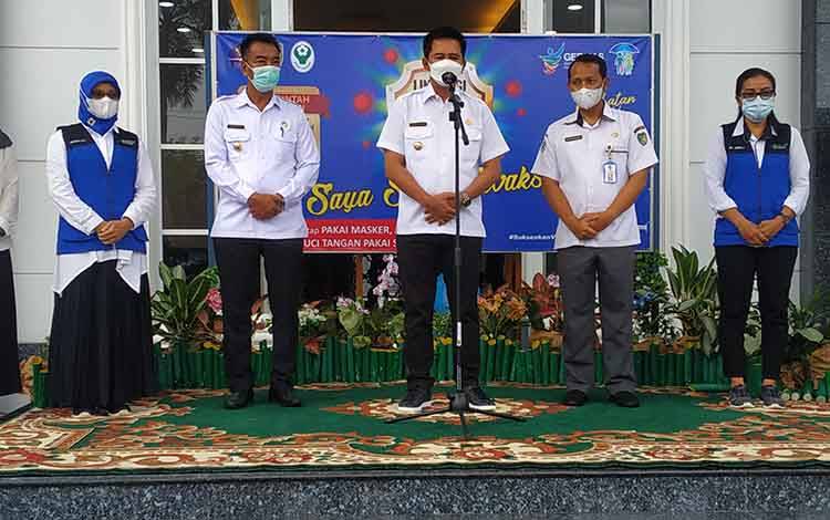 Bupati Barito Utara Sebut Vaksin Tidak Sepenuhnya Berhasil Namun Bermanfaat