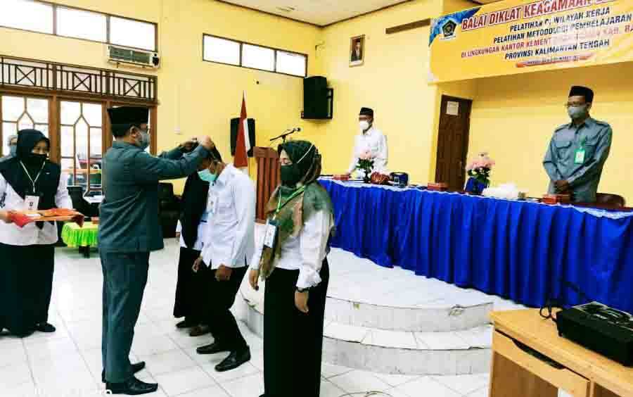 Kepala Kemenag Barito Utara Harapkan Diklat PDWK Dapat Tingkatkan Kompetensi Guru Madrasah