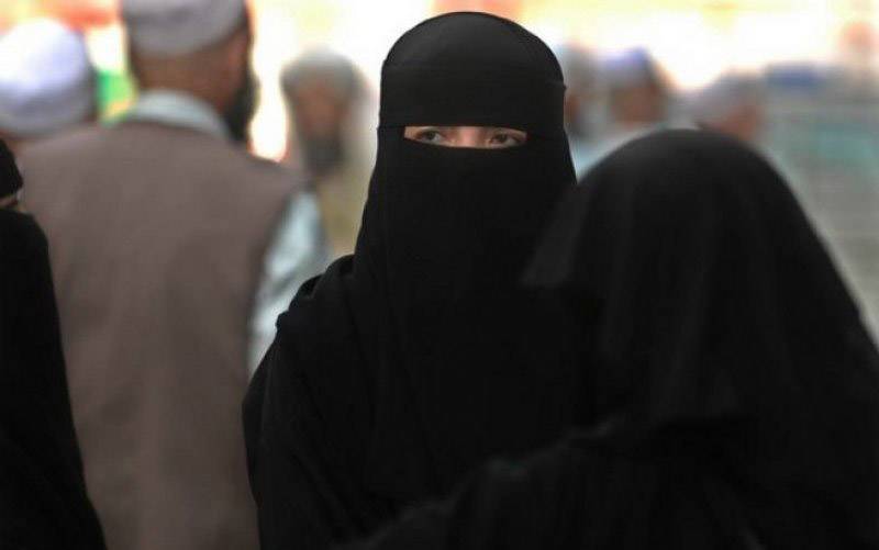 Sri Lanka akan Tutup Lebih dari 1.000 Sekolah Islam dan Larang Pemakaian Burkak