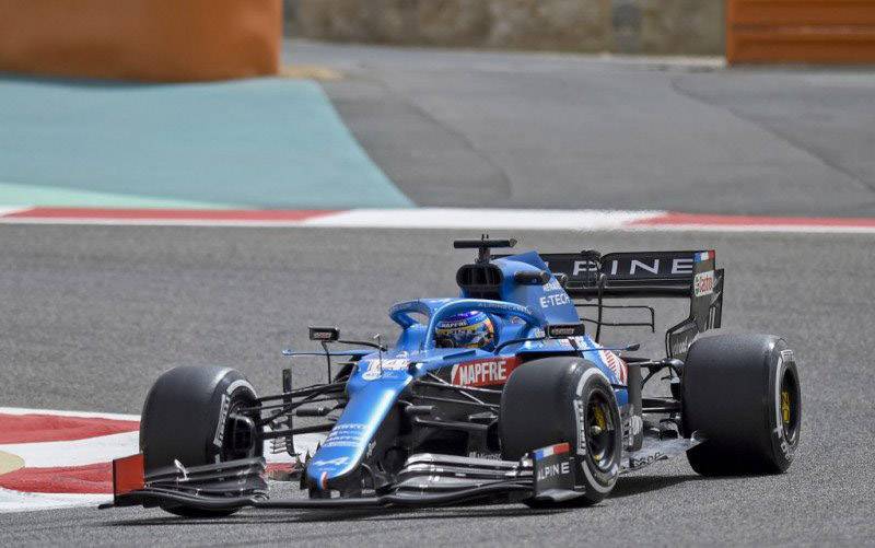 Inovasi Tim Alpine Jadi Pusat Perhatian di Tes Bahrain