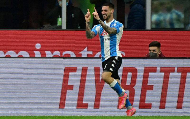 Milan Tersungkur 0 - 1 di Tangan Napoli
