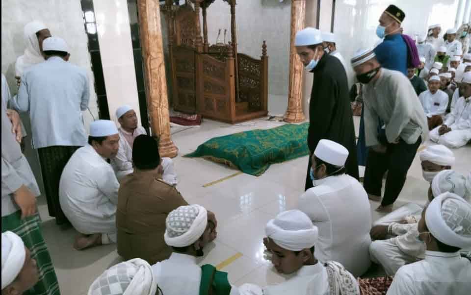 Almarhum KH Khairul Anwar akan Dimakamkan di Pondok Pesantren Al Marhamah Putra