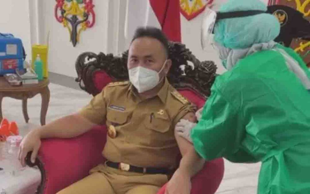 Gubernur Kalteng Disuntik Vaksin Walaupun Pernah Terpapar Covid-19