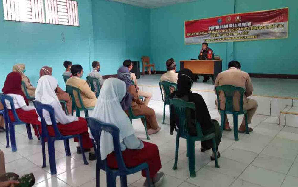 Satgas TMMD 110 Kodim Pangkalan Bun Beri Penyuluhan Bela Negara kepada Masyarakat Desa Lalang