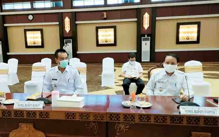 Wakil Bupati Barito Utara Hadiri Rakor Percepatan Penanganan Covid-19 Provinsi Kalteng