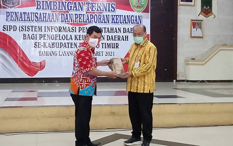 Bupati Barito Timur Buka Bimtek Penatausahaan dan Pelaporan Keuangan
