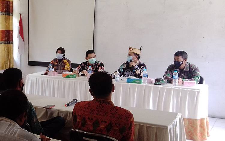 Kecamatan Kapuas Timur Sosialisasikan Perbup ADD dan DD 2021