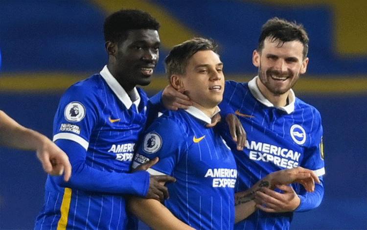 Brighton Depak Newcastle ke Tepi Zona Degradasi