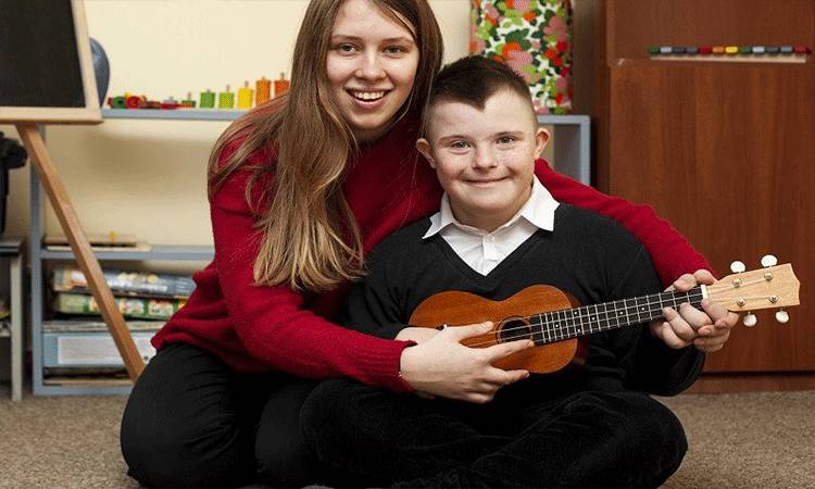Kekuatan Mental Orang Tua Diuji saat Rawat Anak Down Syndrome