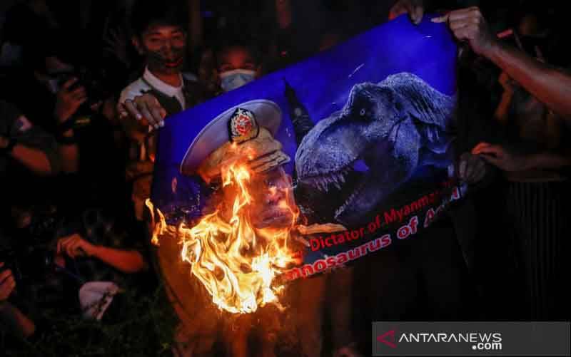 Militer Thailand Bantah Pasok Beras ke Tentara Myanmar