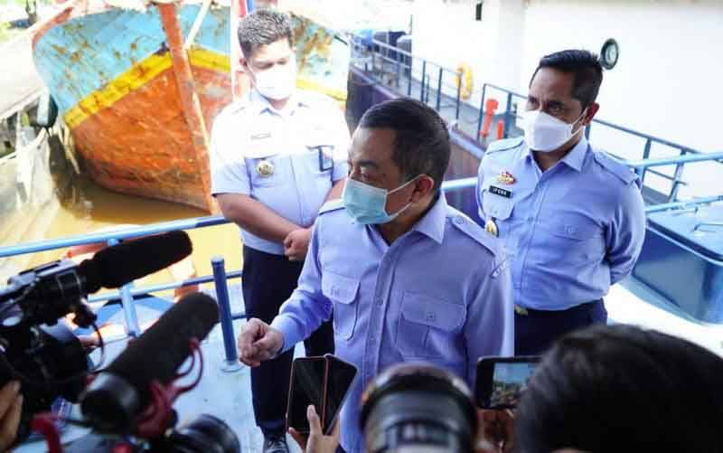 KKP Tertibkan 8 Kapal di Laut Natuna dan Perairan Madura