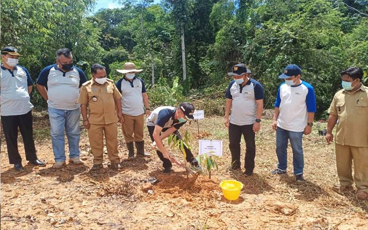 Peringati Hari Air Dunia, Ini yang Dilakukan Bupati Gunung Mas