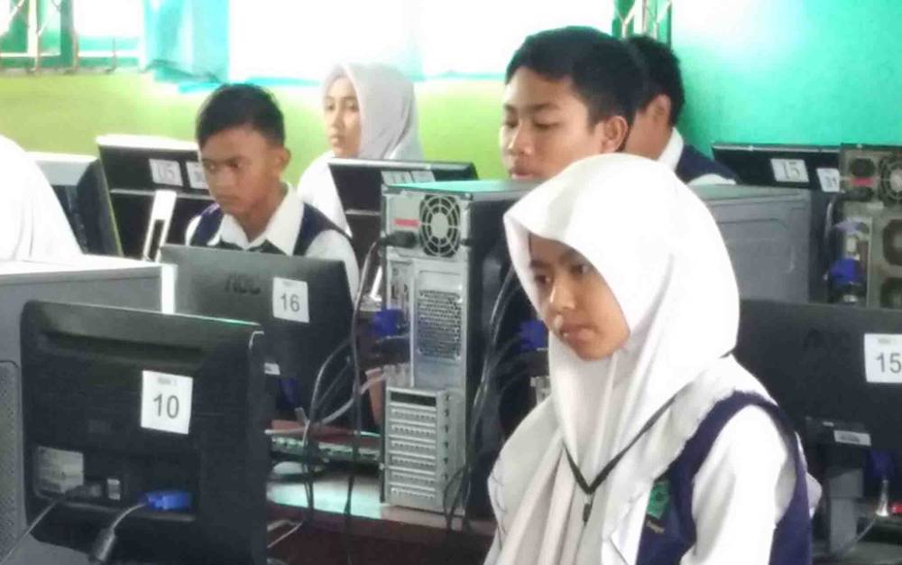 Ujian Sekolah Tingkat SMP di Kotim Dilaksanakan Secara Daring dan Luring