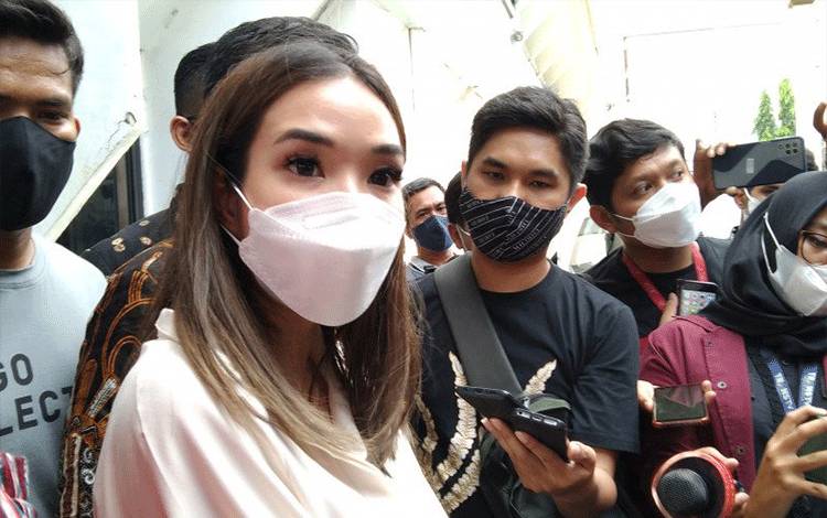 Dalam Sidang Gisel malah Bersaksi Ringankan Terdakwa Penyebar Video Asusila Dirinya dan Nobu, ini Alasannya