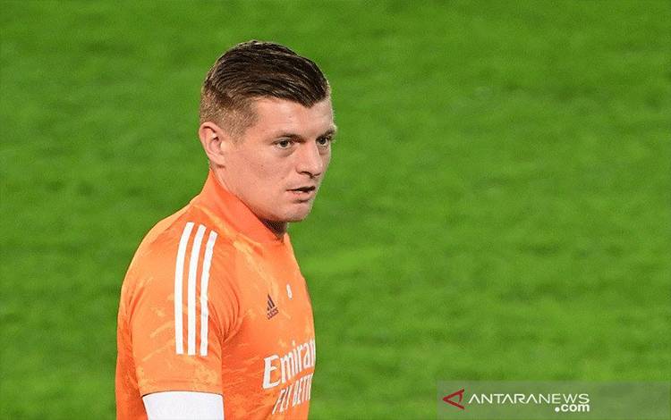 Toni Kroos Dikabarkan Teken Kontrak Baru dengan Real Madrid