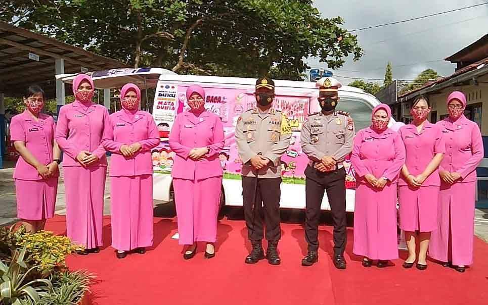 Bhayangkari Polres Barito Timur Luncurkan Mobil Baca