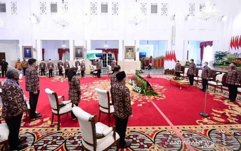 Presiden Wajibkan Bupati Gunakan Produk Lokal untuk Proyek Pemerintah
