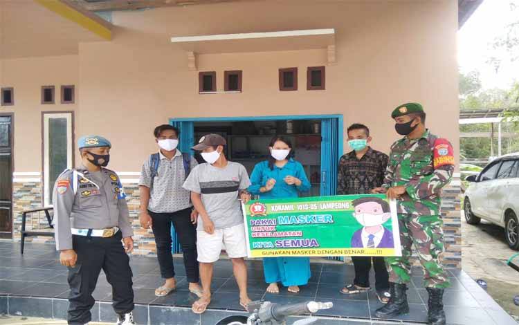 Koramil Lampeong Implementasikan PPKM dan Tegakan Prokes Covid-19