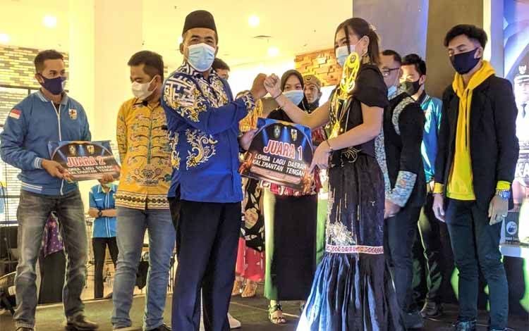 Ekstrakurikuler Seni dan Budaya Daerah Penting Dilaksanakan di Sekolah di Kotim