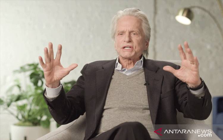 Kata Michael Douglas Soal Film Superhero dan Layanan Streaming
