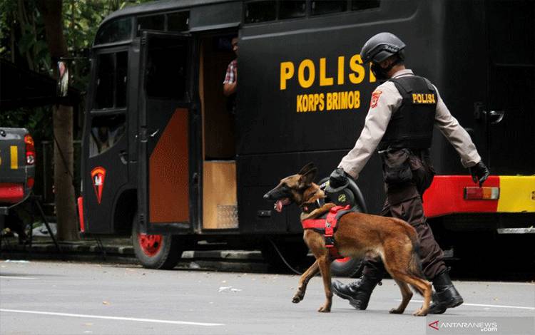 Polri Sebut Pelaku Bom Bunuh Diri di Makassar Pasangan Suami Istri