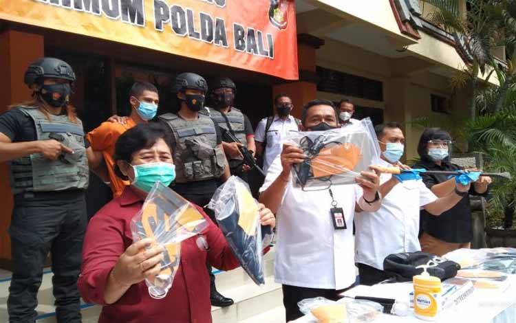 Polda Bali Bekuk Warga Bulgaria Terlibat Kasus Pembobolan ATM