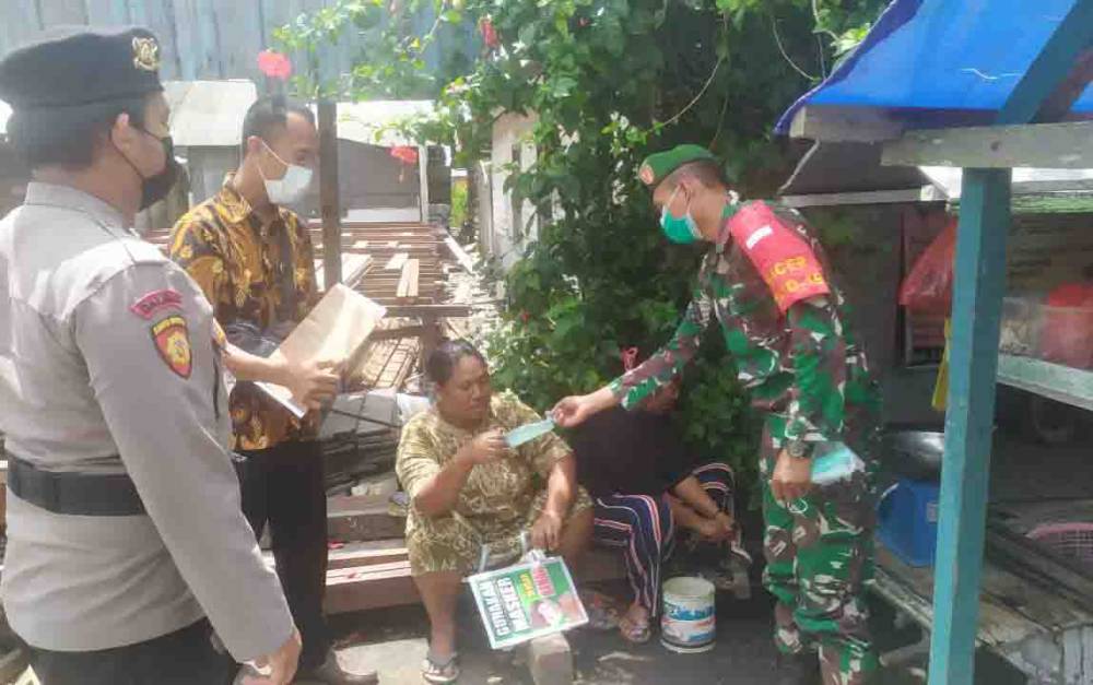 Babinsa Sei Baru Imbau Warga Disiplin Prokes