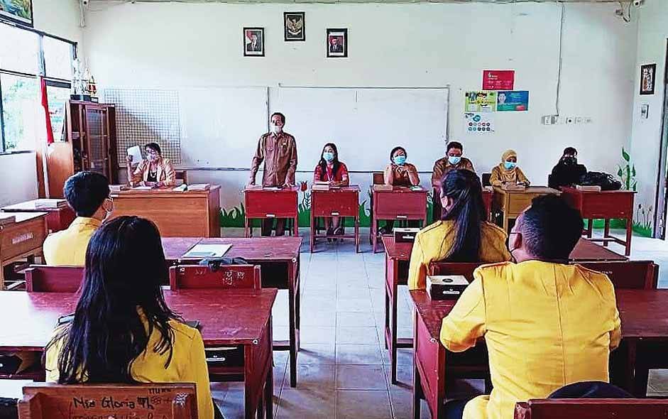 SMAN 5 Palangka Raya Terima 12 Mahasiswa PPL dari FKIP UPR