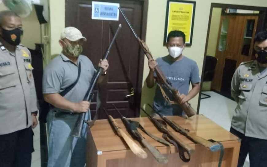 Warga Serahkan 6 Senpi Rakitan ke Polsek Mentaya Hulu