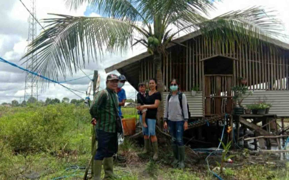 Distan Kapuas Beri Pembinaan ke Kelompok Ternak Itik di Dadahup