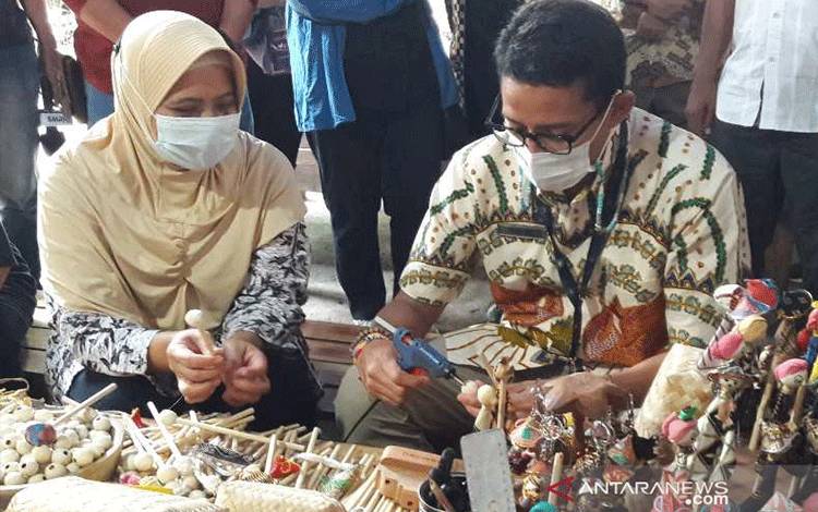 Sandiaga Uno: Kirimkan Produk Ekraf Sebagai Pengganti Mudik
